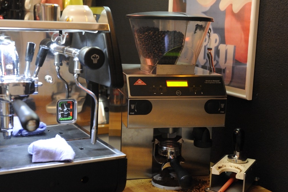 Meer consistentie in de koffiebereiding • Mahlkonig K60 ES nieuwste aanwinst op de the Graphic barista balie